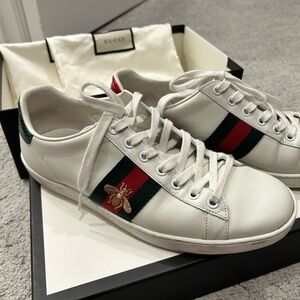Women Gucci Sneakers